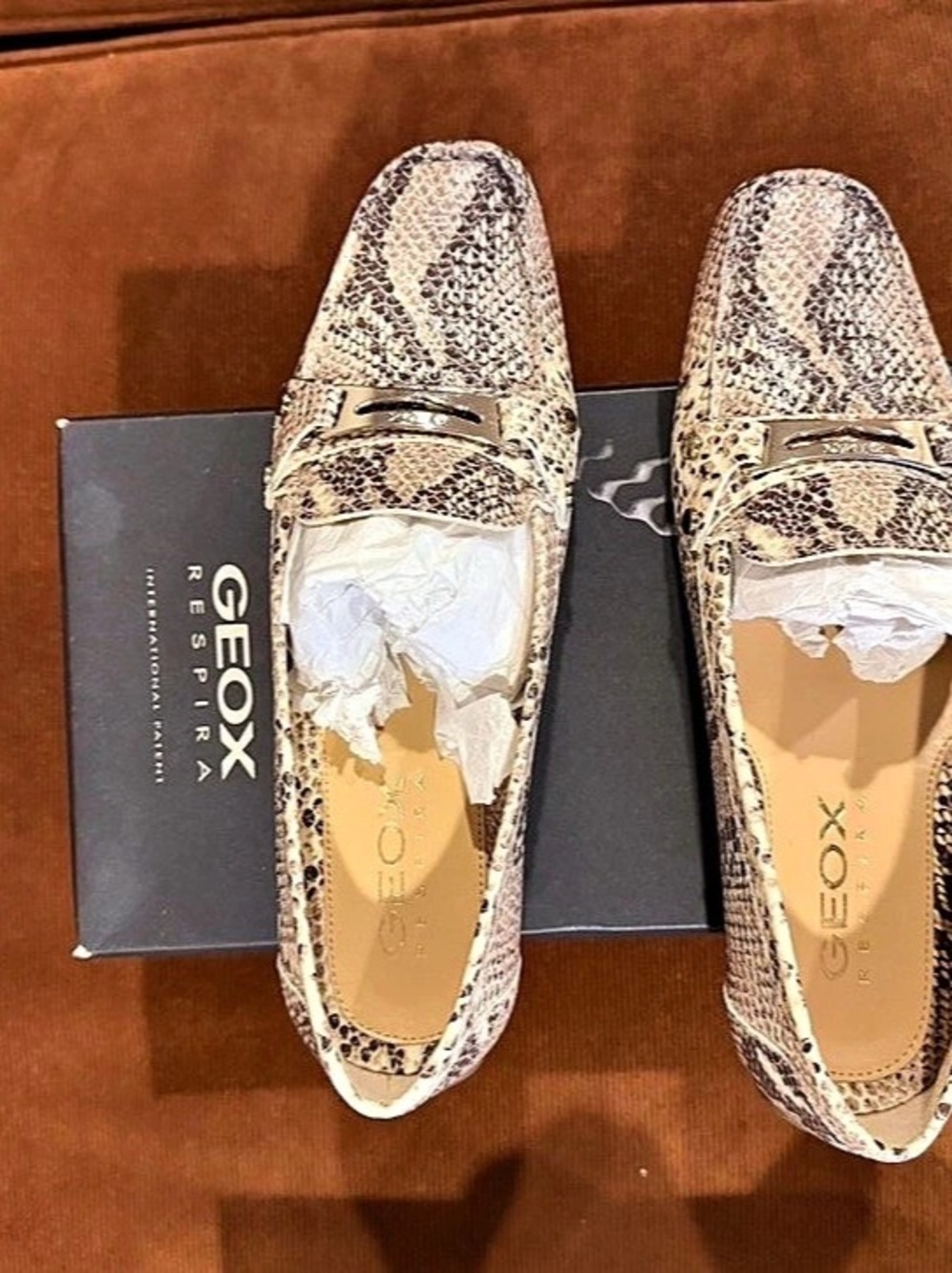 Geox D Gen W Snake Print Loafers in Brown & White US 7 NWT